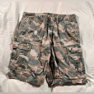 Levi's Camouflage Cargo Shorts 34 Heavyweight Gorpcore Hiking Outdoor Y2K Baggy